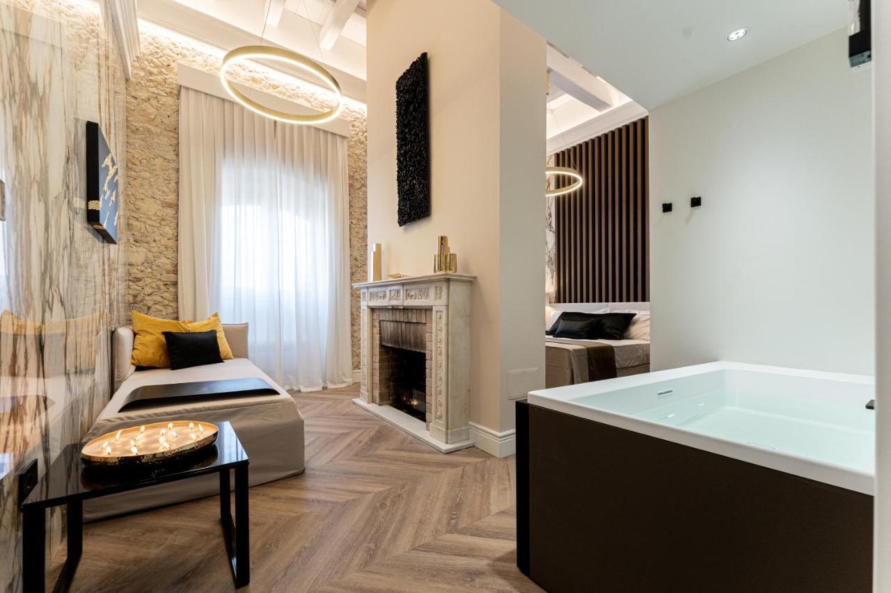 Nero Luxury Suites Cagliari Esterno foto