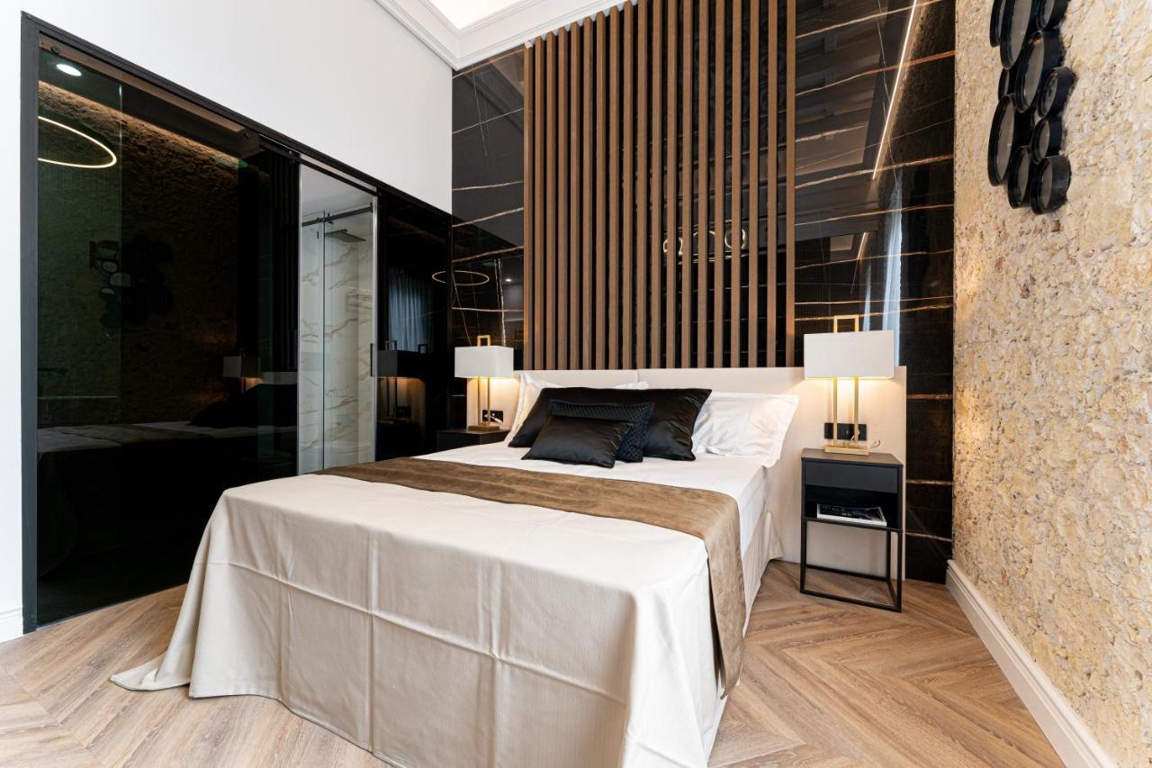 Nero Luxury Suites Cagliari Esterno foto