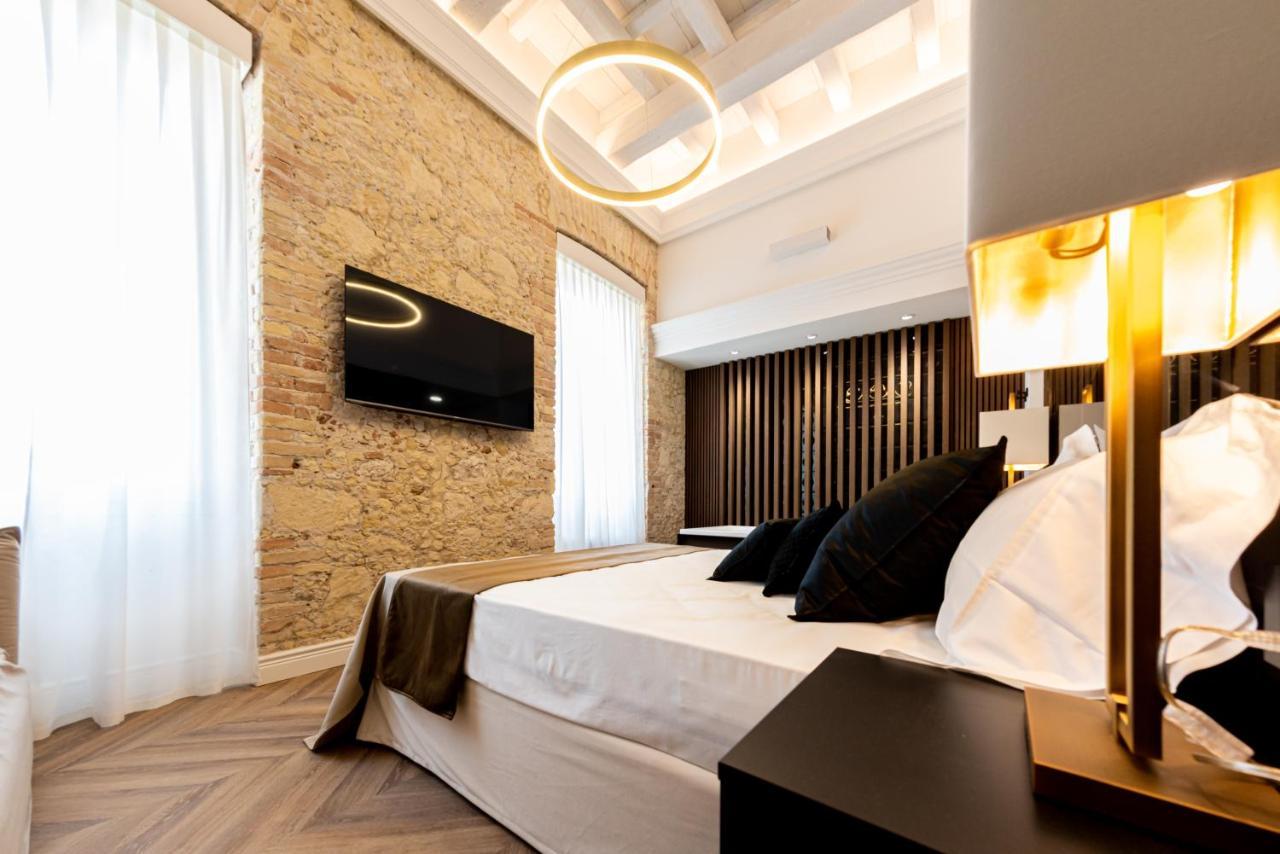 Nero Luxury Suites Cagliari Esterno foto