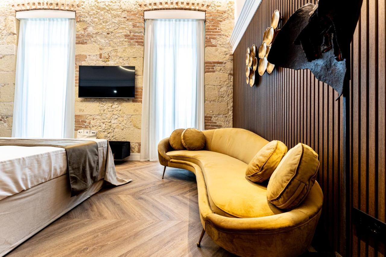 Nero Luxury Suites Cagliari Esterno foto