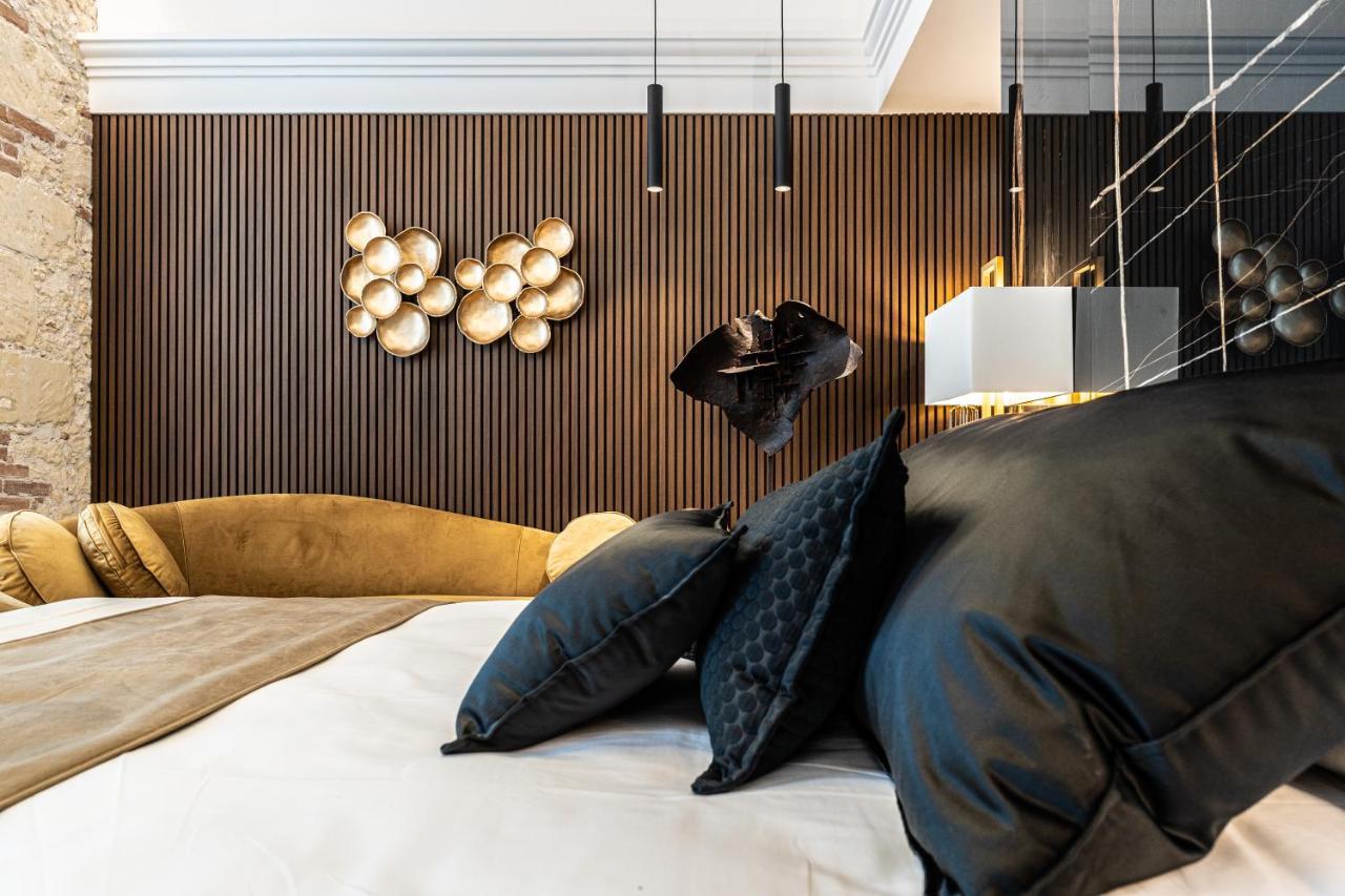 Nero Luxury Suites Cagliari Esterno foto